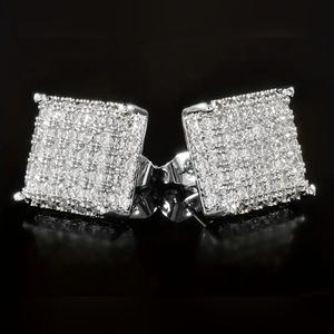 🆕️10k White Gold Plated CZ Earrings.❤️
